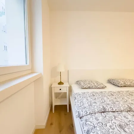 Daire Blue Life 3b Tirabora Short Rent