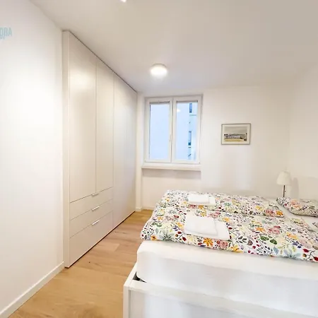Appartamento Blue Life 3b Tirabora Short Rent, Con Parcheggio Privato *